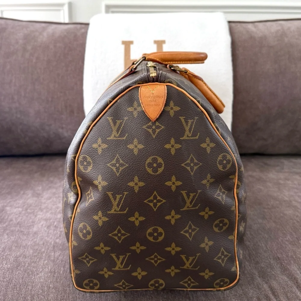 Authentic Louis Vuitton Keepall 45 travel duffel bag  M41428 monogram